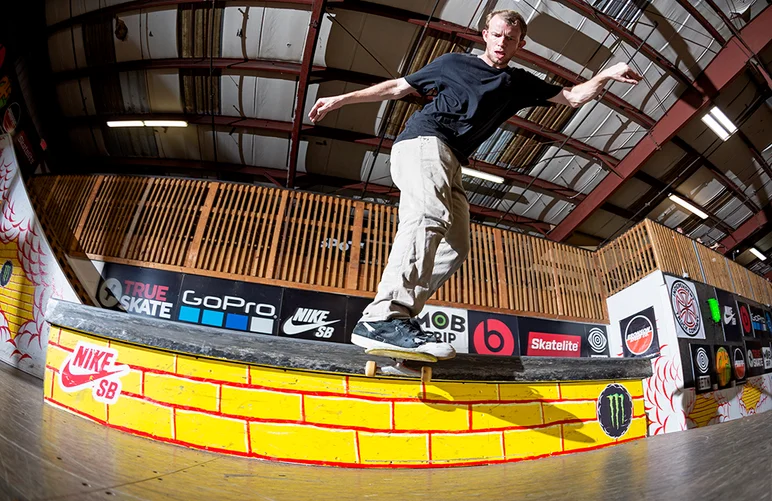 <!--am17thurs-->

Qualifiers will be goin’ on all day today and tomorrow, soooooooo…. Come Check It!!  but don’t say I didn’t warn you...  Cuz Frank Branca might jus’ steal your girl!!