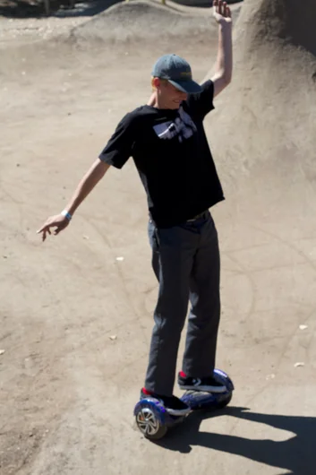 <!--dawwfri-->

Ducky Kovacs took Alex Midler's electric thing for a sketchy ride. 