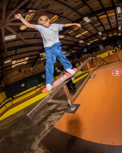 Hunter goes the distance with a gap to back feeble <!--harvestjam21-->