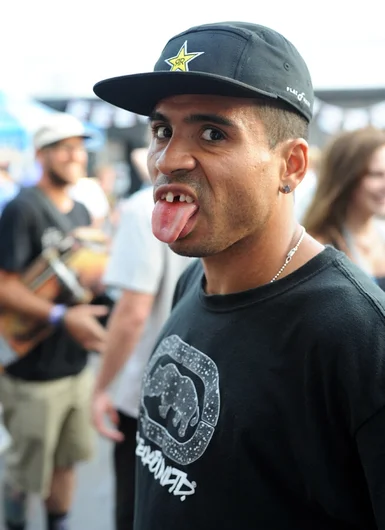 <!-- tampapro2014qualifiersaaronandfrank -->

Manny Santiago was ready for his heat. He's got a new wheel company called Bliss. I hope those wheels can keep him from sliding around on the course today.