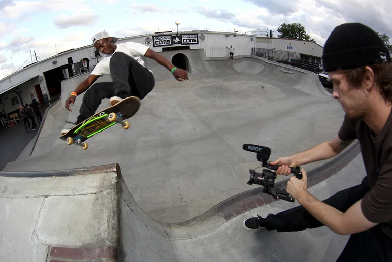 <!--creechpreem-->
Timmy & Tristan both put in work while warming up for the Concrete Jam.