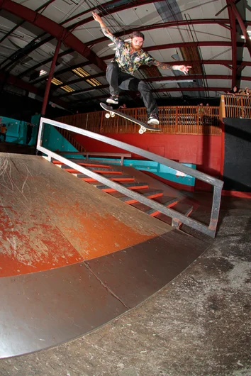 <!--zero-demo20-->

JS floating high on this Kickflip FS 50-50.