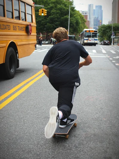 <!--danyc18trip-->

Derick Glancy came to work with us for another Damn Am contest, PLUS he was able to skate again! Felt great to push with you again D-Hole!
