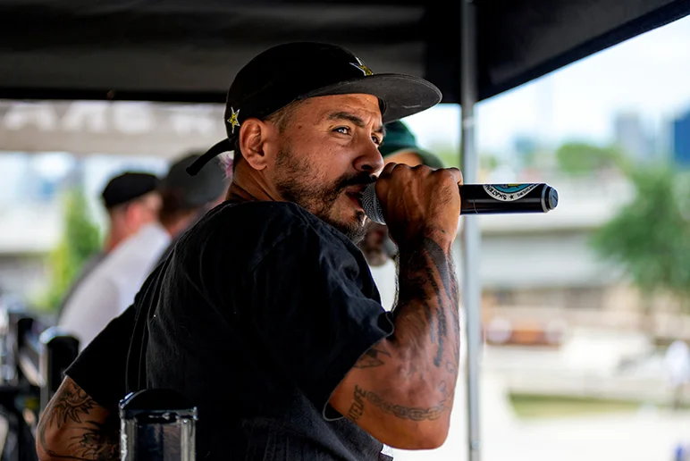 <!--dachi17finals-->

Mix Master Manny.