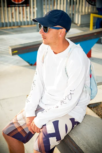 <!--dabarcy-finals-->

Sunglass model and USA/Euro legend Thomas Winkle gets posted.
