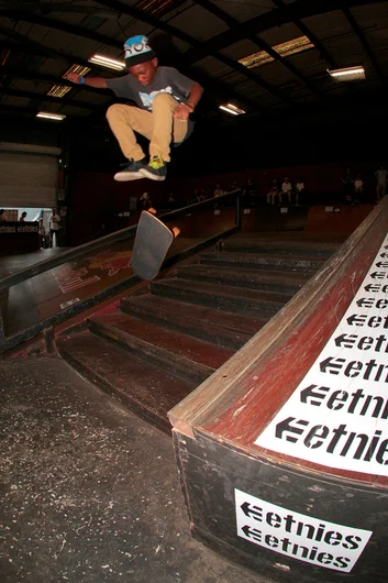 <!--btsb15-->

Darius Norton Tre Flip down the set like a grown man!