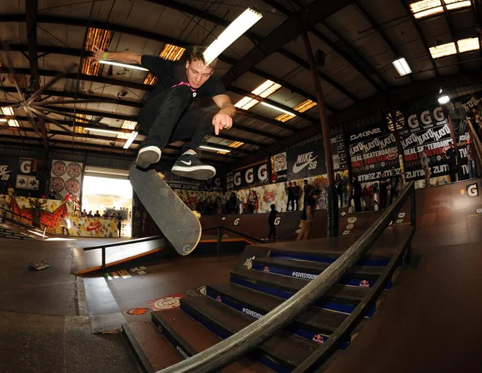 <!-- amdec13sat -->

If you haven't seen Yoshi's lazerflip down the triple set in L.A., you are missing out. It's insane.