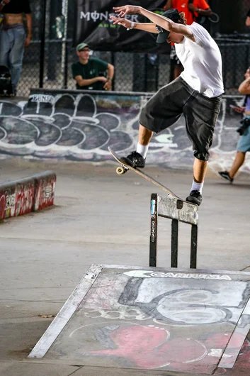 I don't know if anyone realized that Koston Eaton was doing this front blunt switch. 

<!--damnamnyc23-day2-->