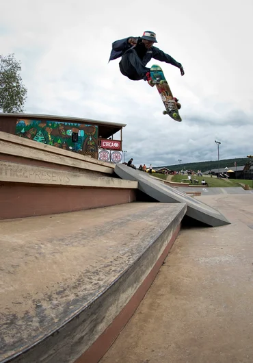 <!--wwpa-thurs-->

Shawn Butler gives us a lil’
lesson on how to catch a proper Tre Flip.