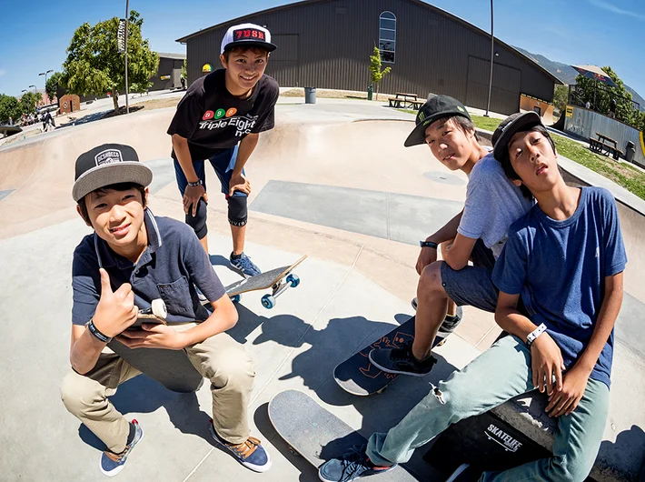 <!--daww16-day2-->

SQUAD!!