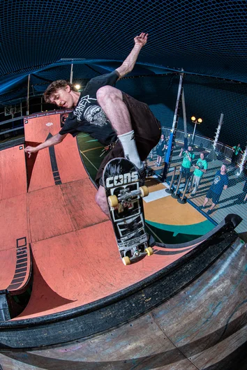 SPoT's own, Peter Kryger, returns for his 2nd cruise and brought twice the amount of energy. Blunt fakie to warm up for the crowd.

<!--floggingmollycruise23-->