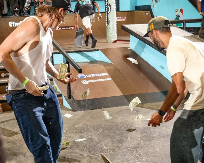 Sometimes you just gotta get rid of those singles taking up space in your wallet, ya know?

<!--curaleaf420-2024-->