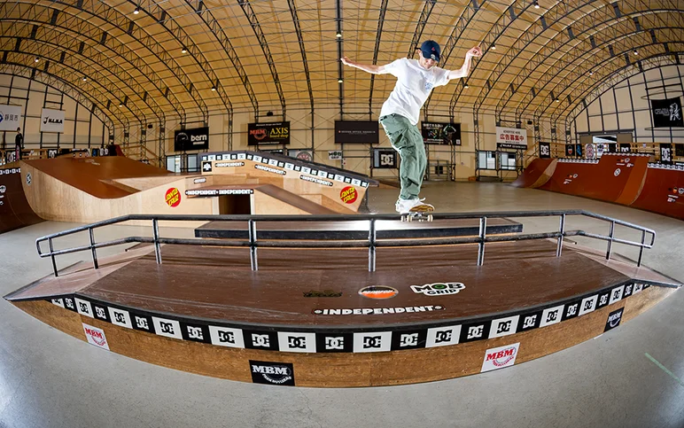 <!--daja19-chill-->

Last year's winner Sora Shirai Backtails for days.