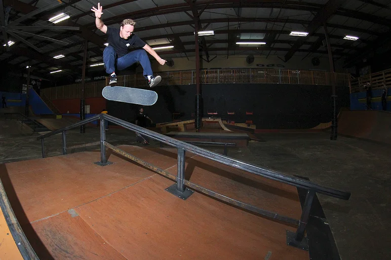 <!--2017coursepart2-->
Derick Glancy - Kickflip over the A-frame Rail