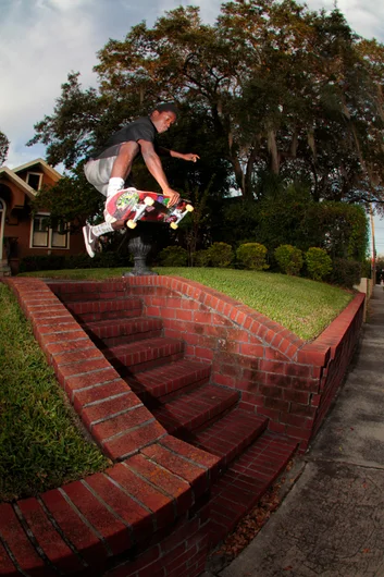 <!--exp115-->

Zion found a set on the side of the road and wanted to Boneless 180 it. Accomplished.