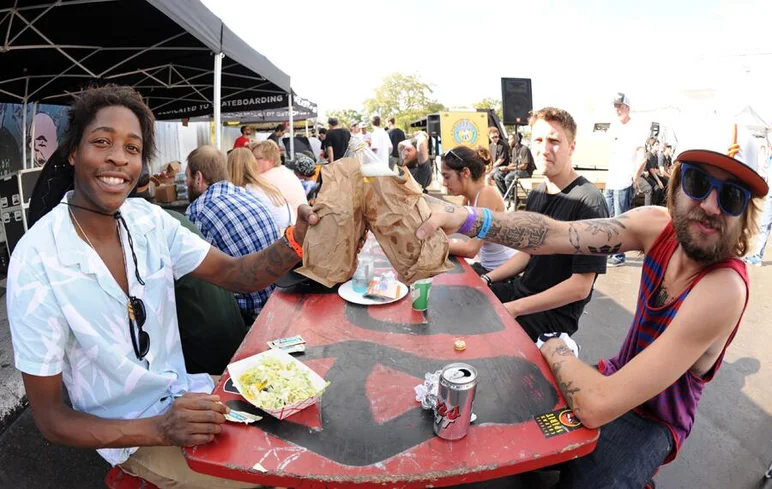 <!-- amdec13sun -->

Time to prep for the moat race. Cheers.