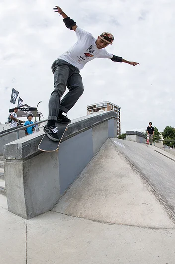 <!--daport14-->

Afonso Nery is one of the most promising locals for this weekend. Here's a backside smith out of the bank.