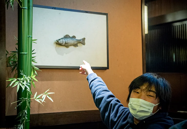 <!--daja19-chill-->

Toshi appreciates a good piece of art.