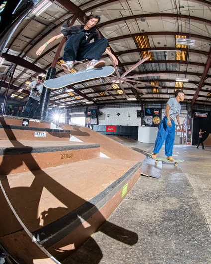 Back to the some skating! Marcus Caseria brings the pressure with the pressure flip down the 4 block to start 16-29 Division.

<!--harvestjam2022-->