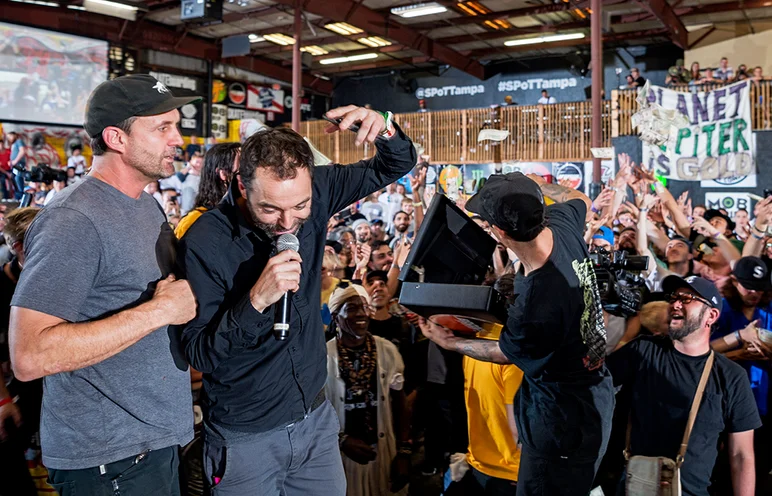<!--pro18-finals-->

Milton goes Joker parade in Batman and stirs up some craziness throwin out his Bronson Speed Killer award money.


