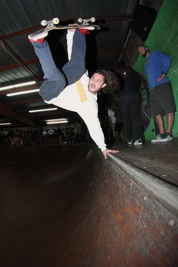 <!--ffombj-->

Cash always brings a ton of energy to every session, busting out his classic Invert type tricks. What do you call this Cash?