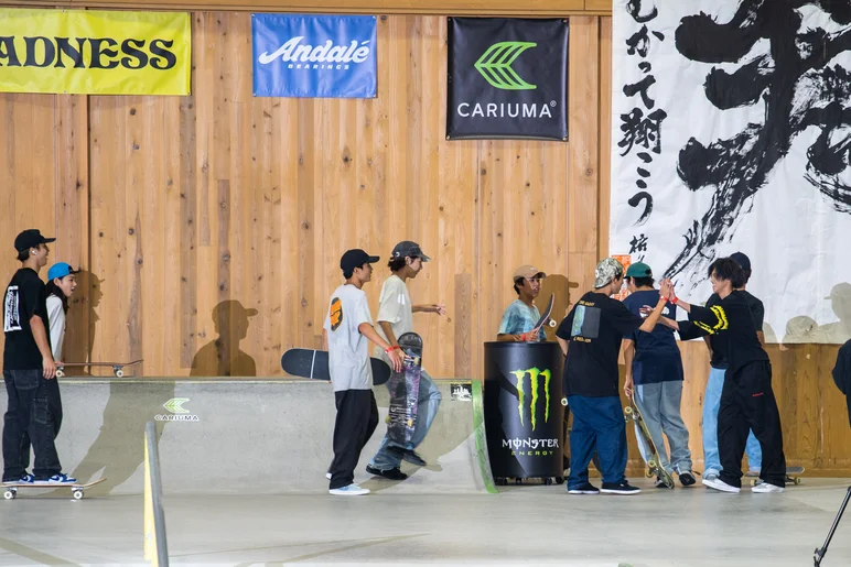 this is one of those runs where you know immediately that the skater won. Everyone knew - including his friends 

<!--damnamjapan2022finals-->