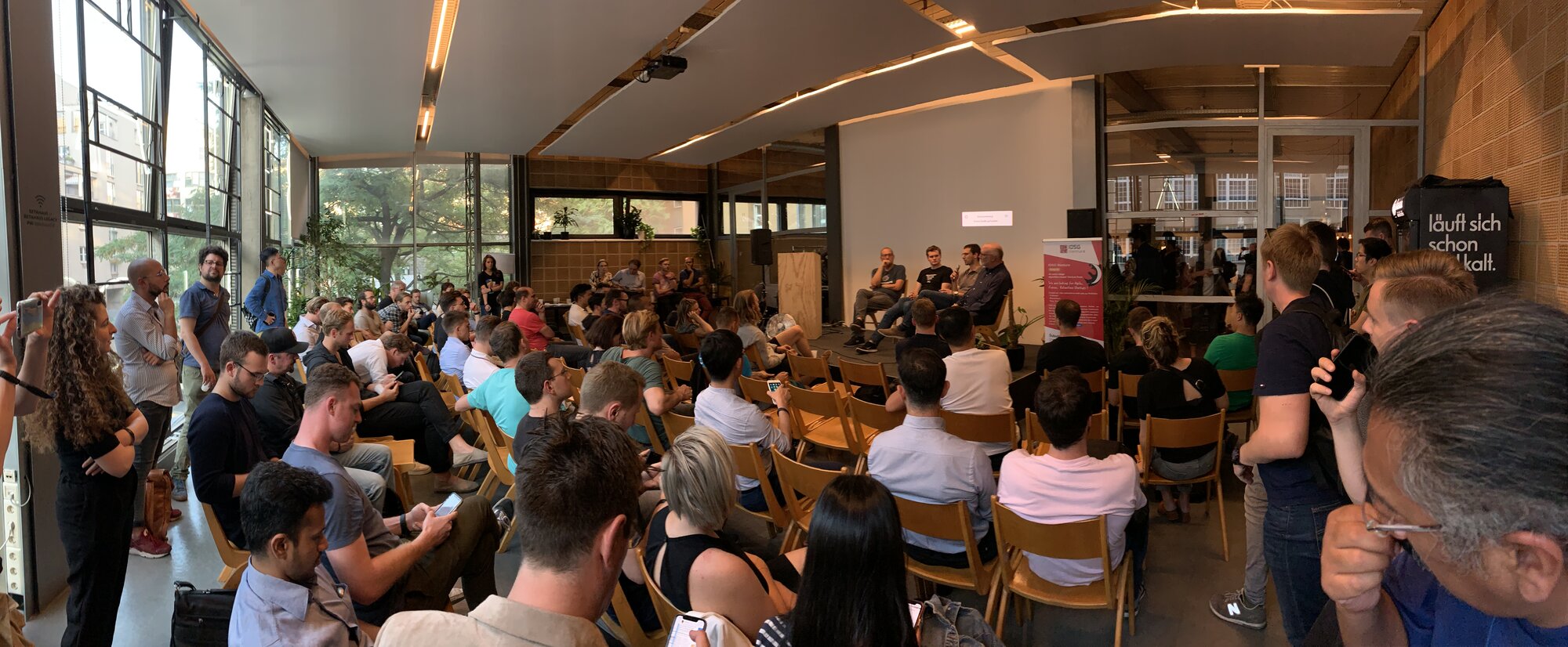 A panel after lightning talks on app chains vs dapps