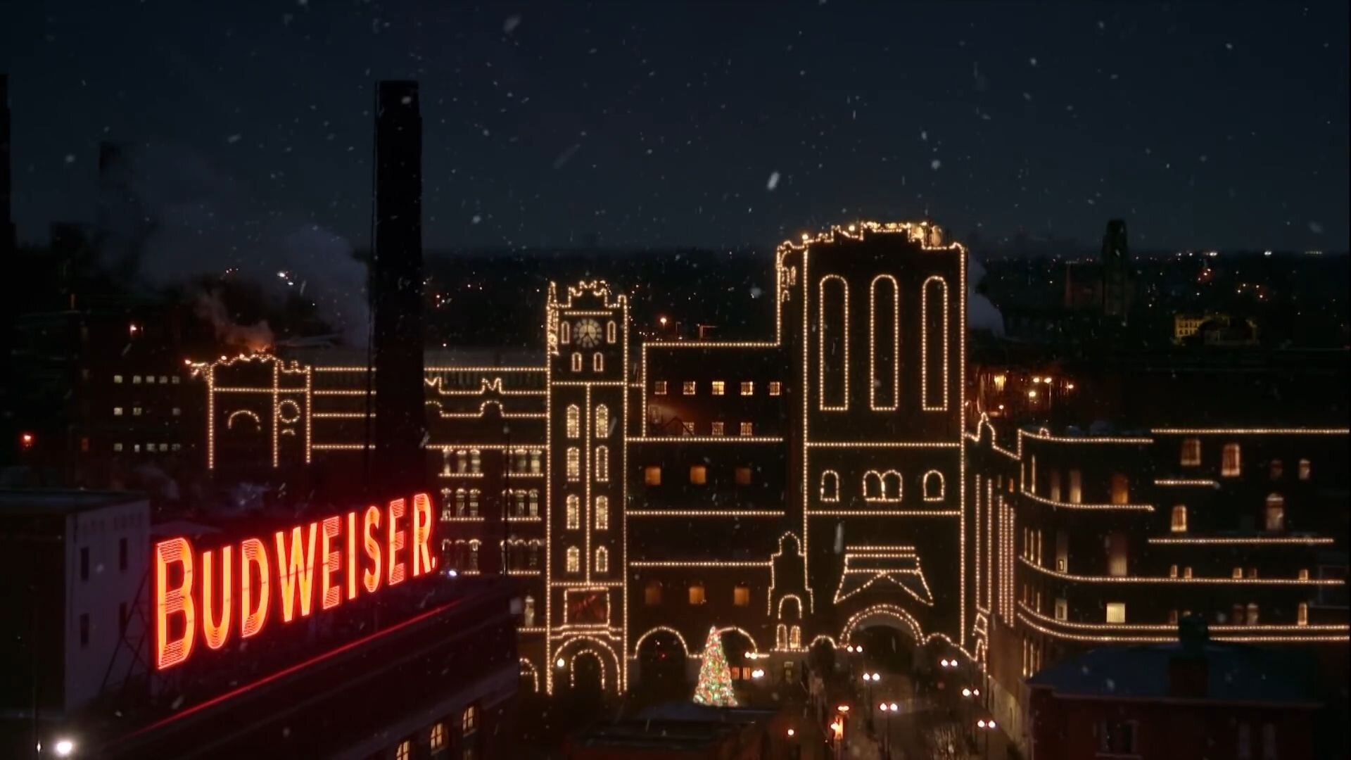 Anheuser-Busch Kicks off Holiday Season with Return of Annual Brewery Lights Tradition 