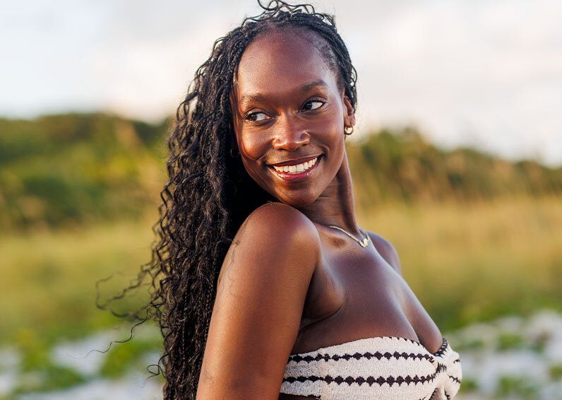 Woman getting her legs treated in a Milan clinic