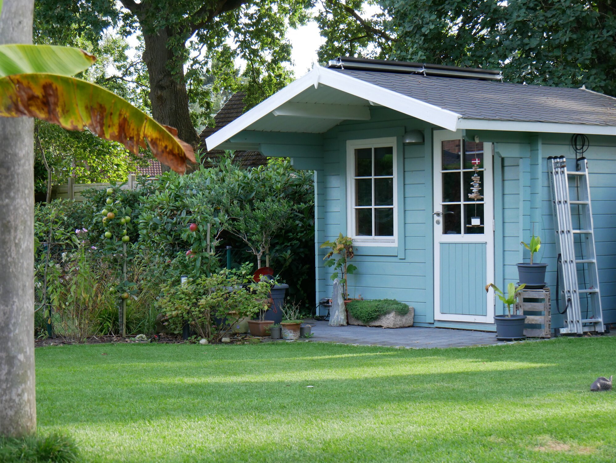 Moderne Gartenumgestaltung