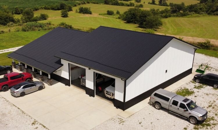 Lancaster custom Barn