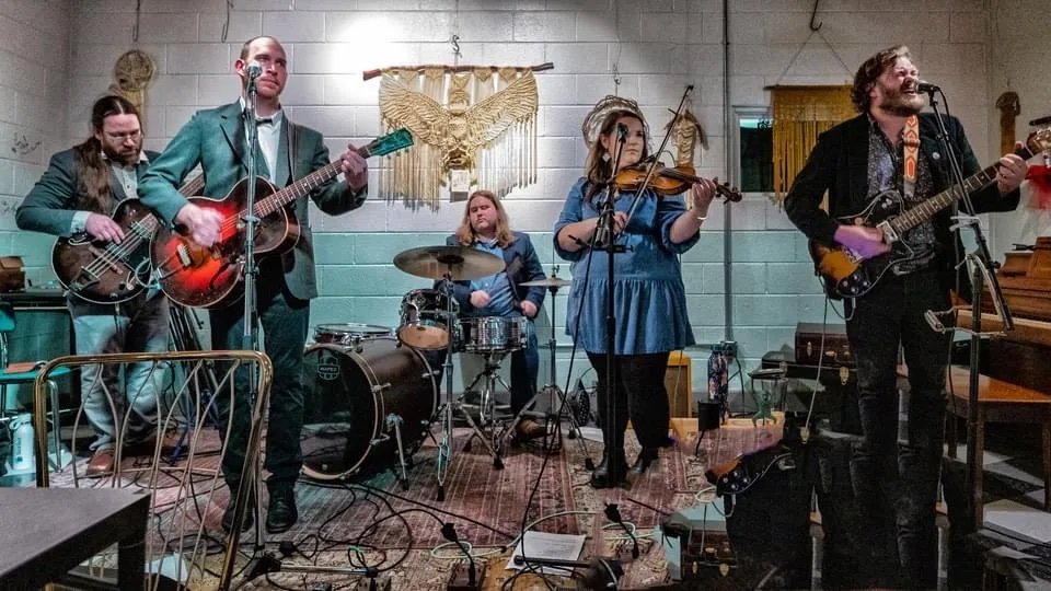 Live Music with Sycamore Bones
