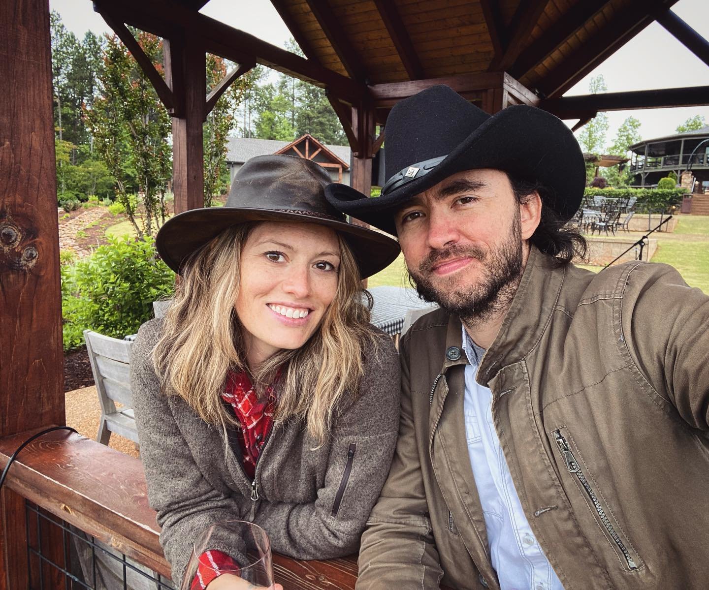 Live Music with Seth and Sara - Old Fort