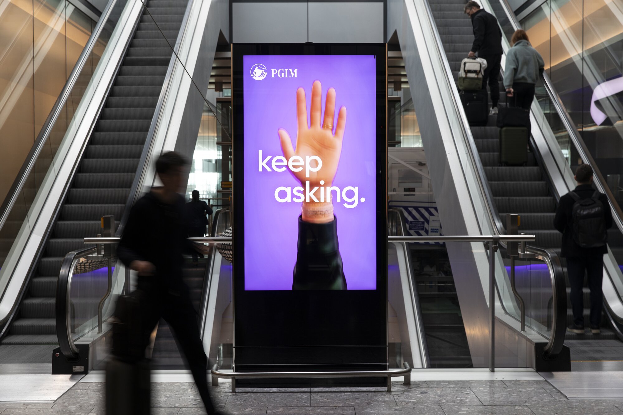 higher brand recall in campaigns using digital OOH vs without