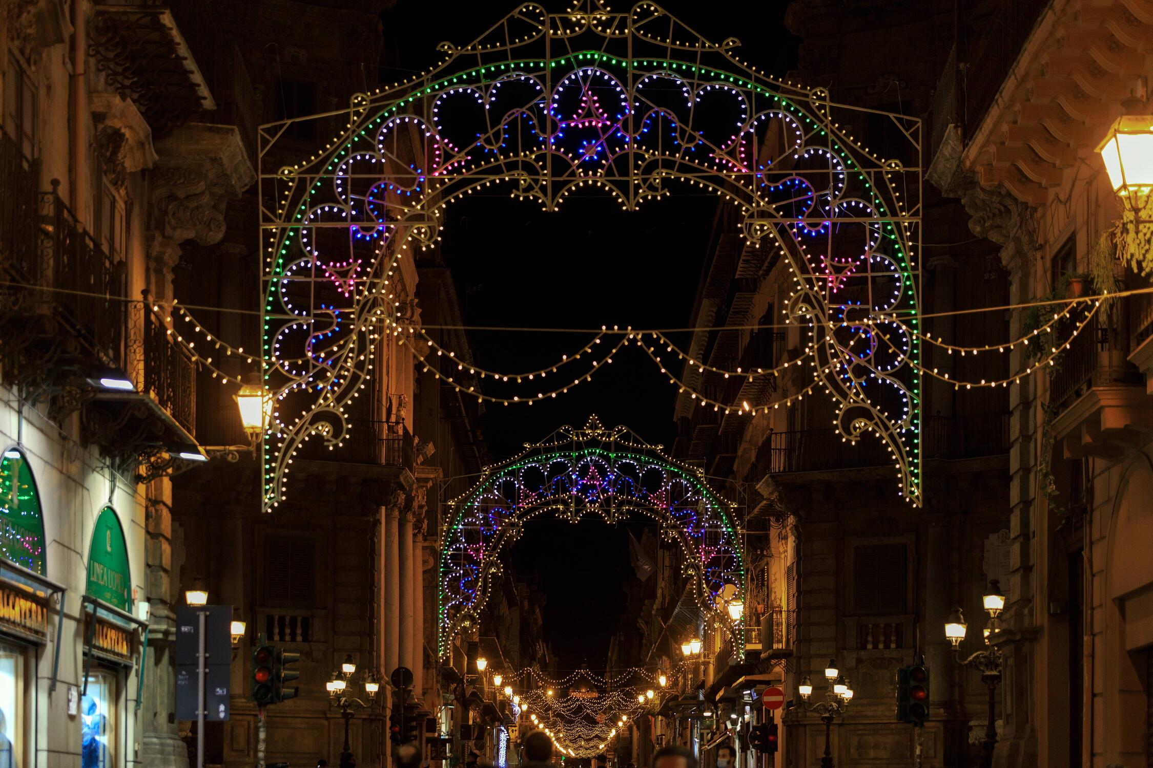 Christmas in Italy: Traditions, Food & Festive Celebrations