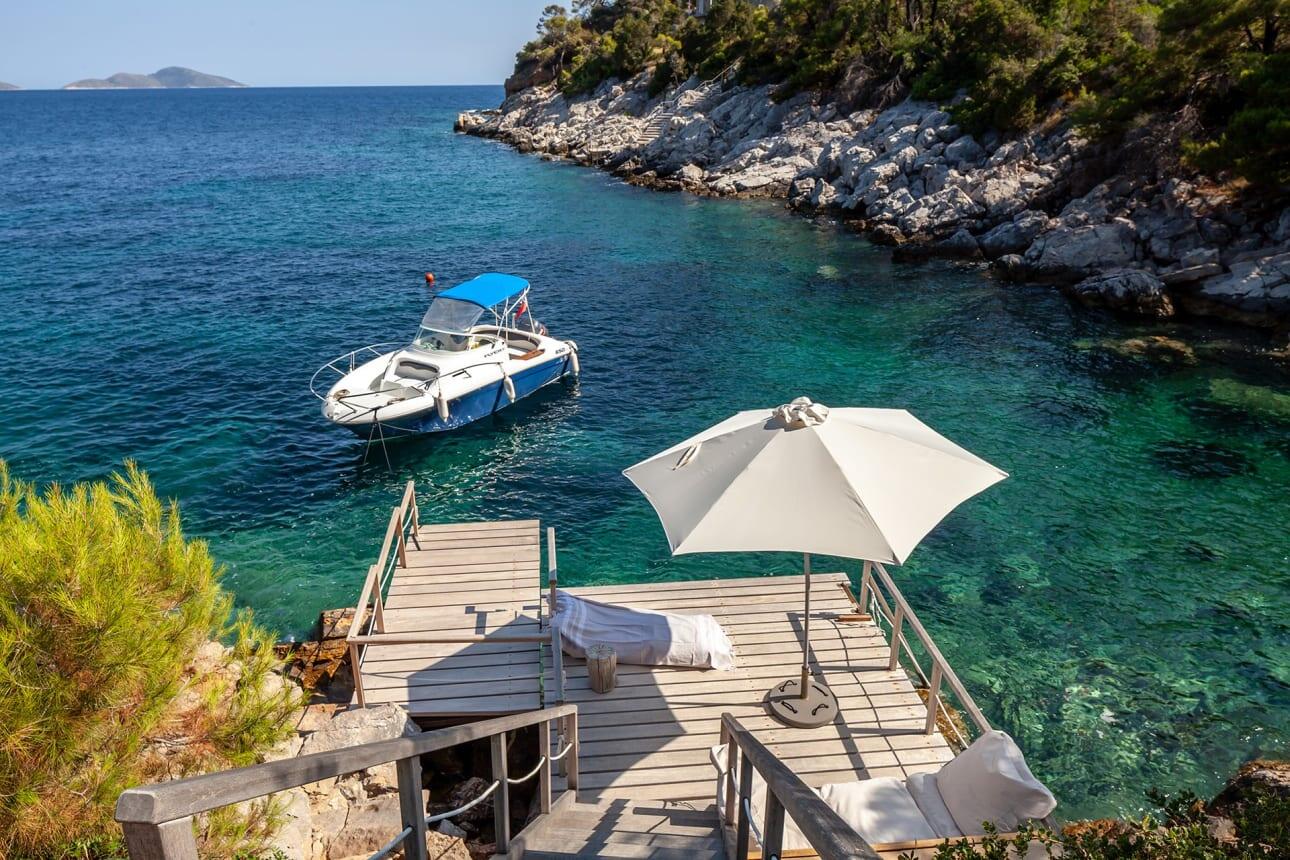 What to Do in Alonissos: 15+ Best Things & Hidden Gems
