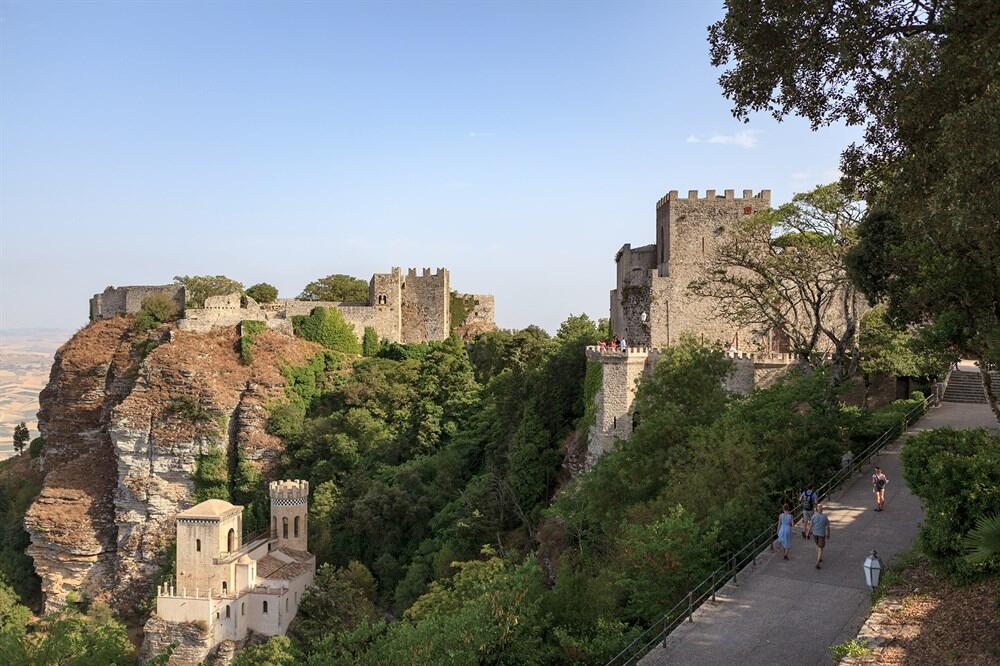 Unique Sicilian Architecture: 11 Castles You Don’t Want to Miss