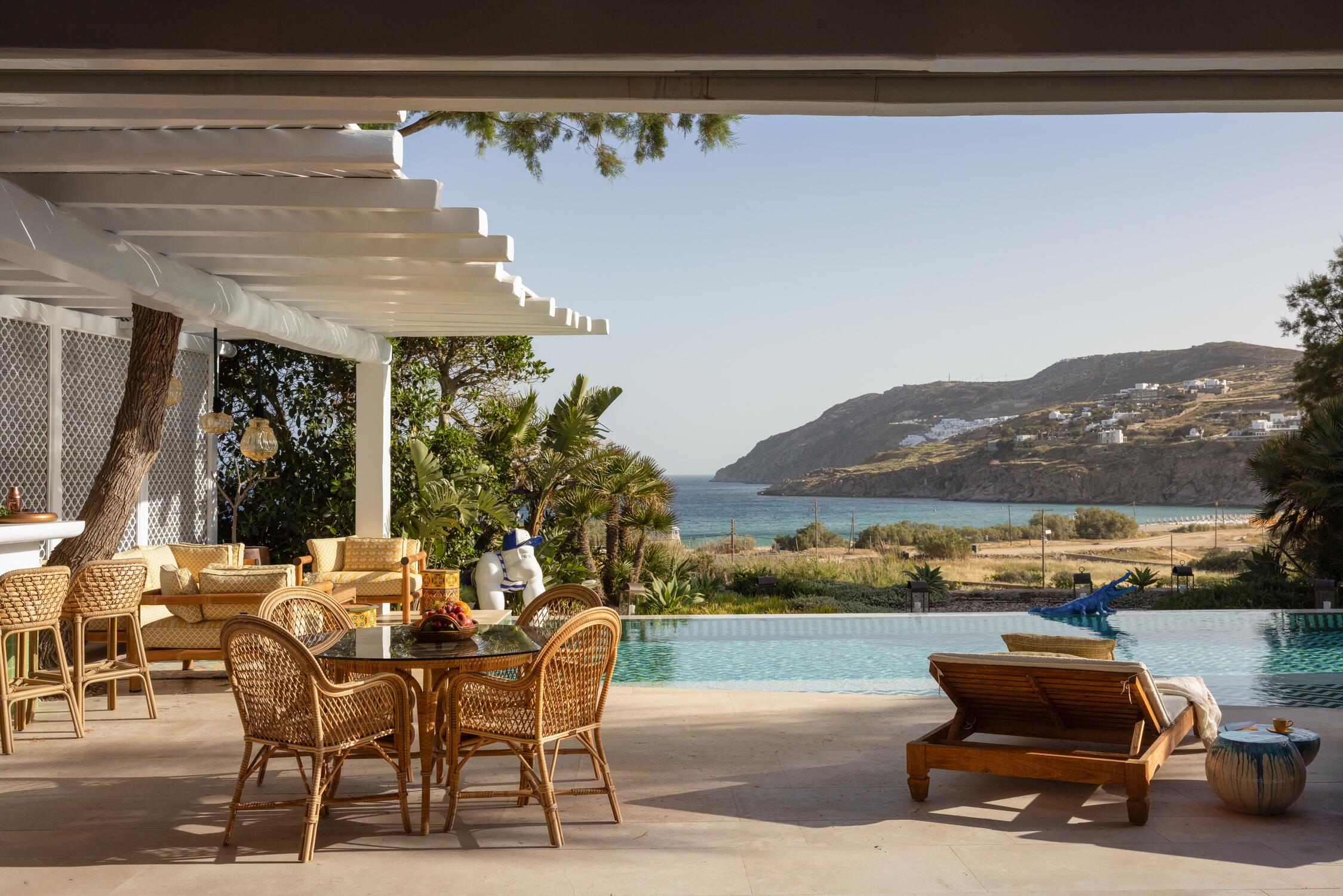 Villas for Extraordinary Celebrations: Villa Theros