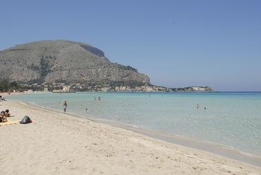 Mondello beach sicily guide