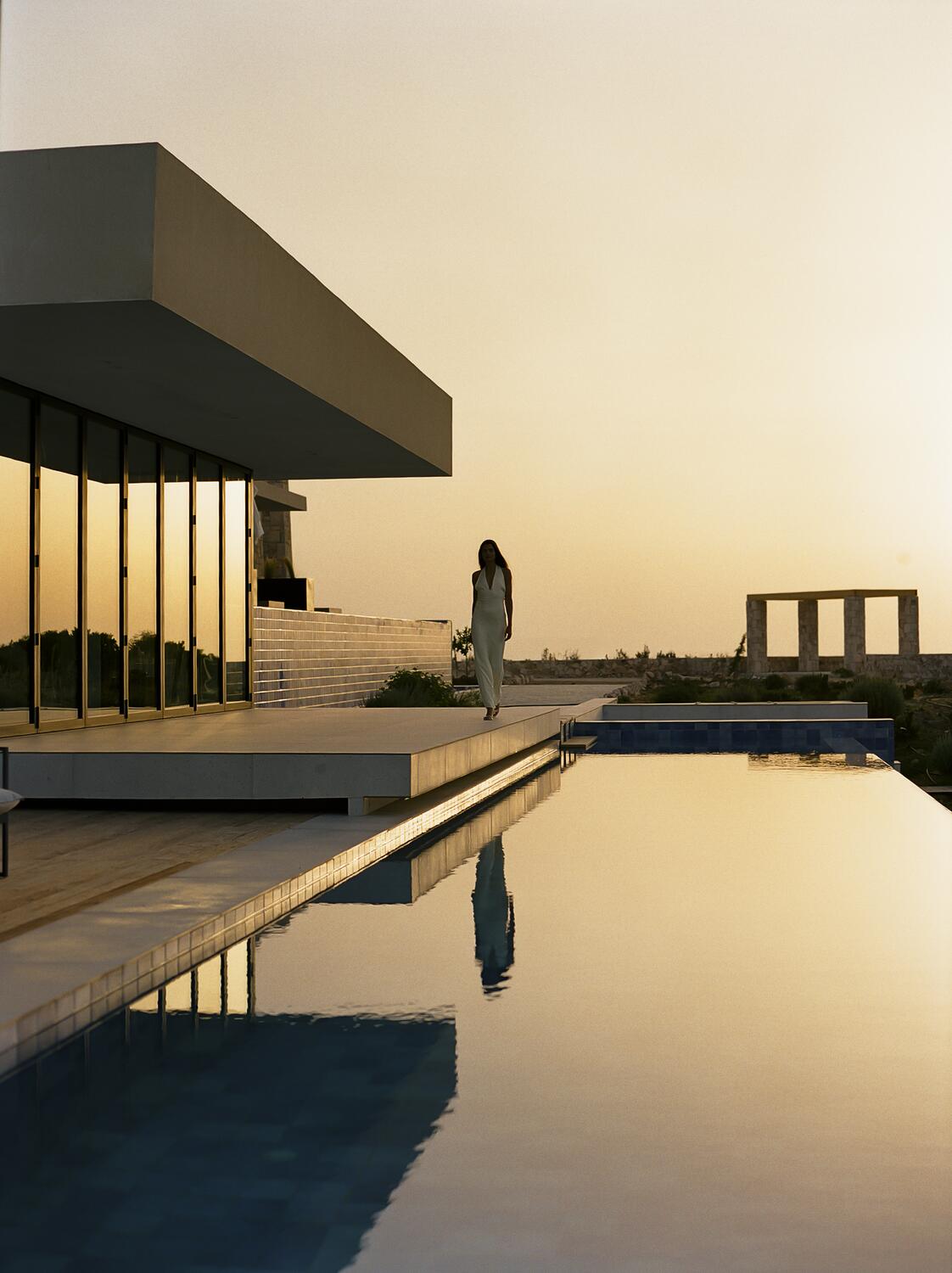 The Mediterranean Through a Fashion Lens: Where Style Finds Its Inspiration 