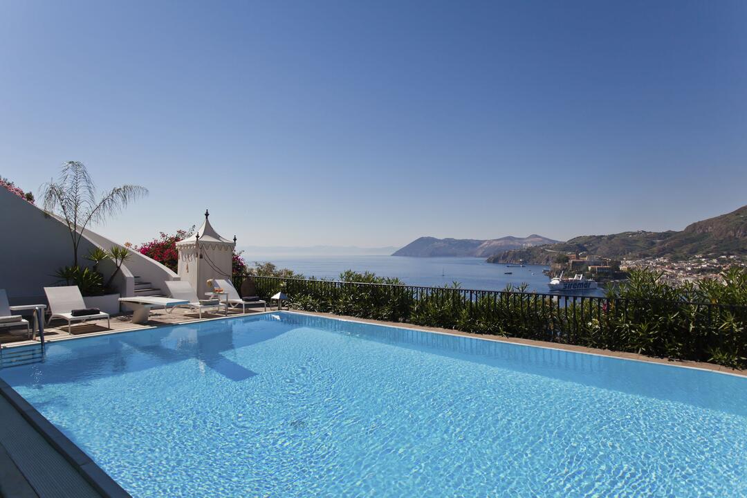 Our guide to the aeolian islands