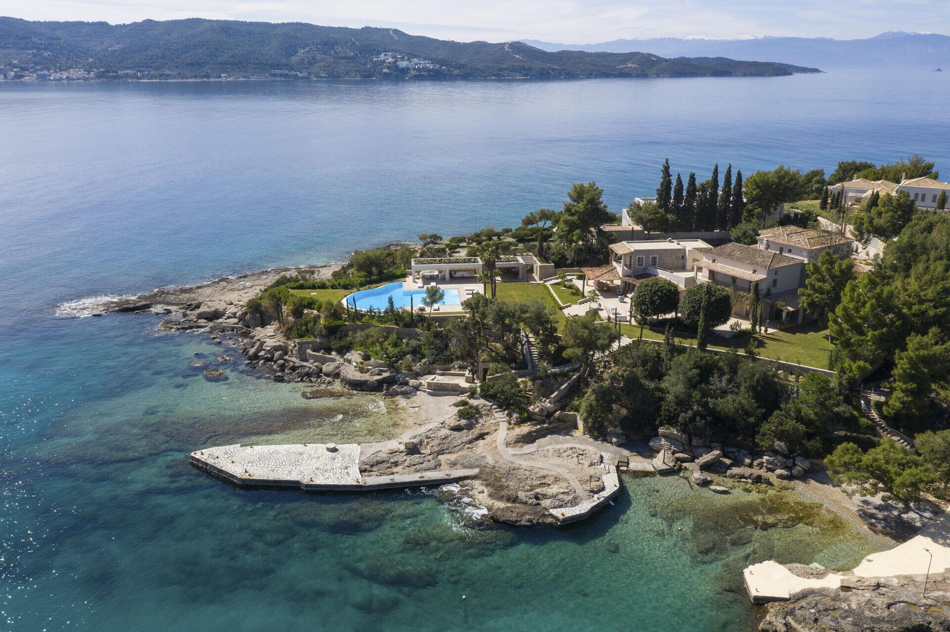 Villas for Extraordinary Celebrations: Koralli
