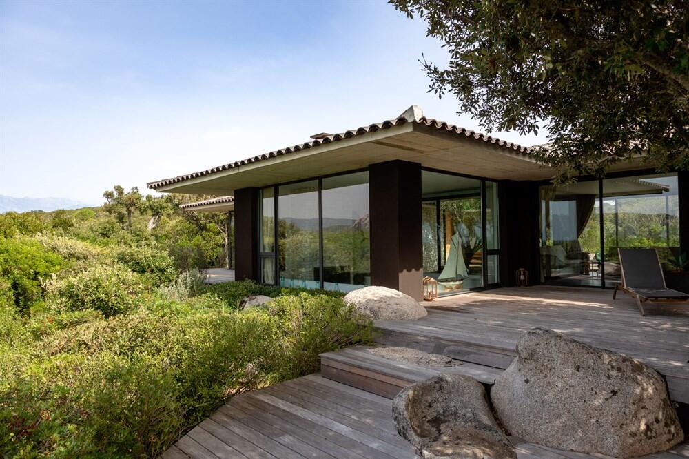 villas in corsica