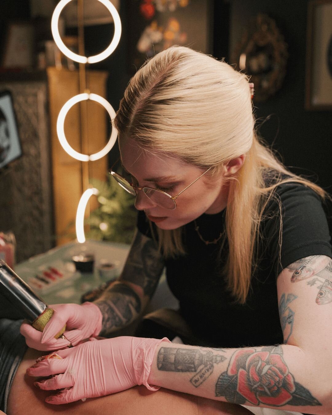 Portrait of curator Pamela Carvalho