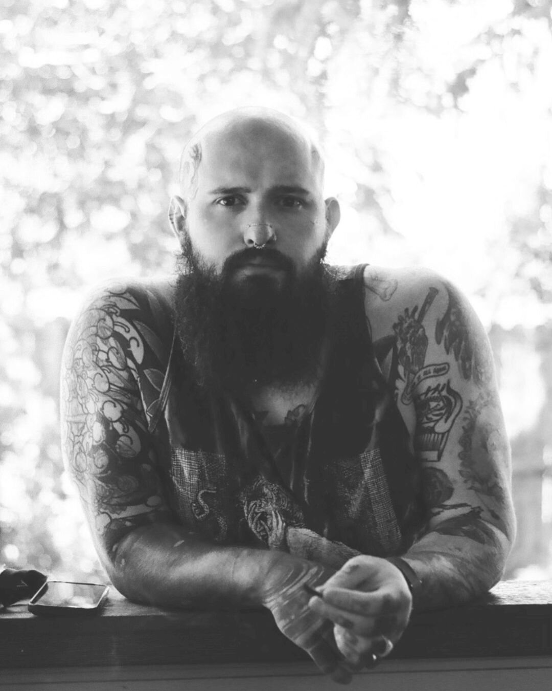 Portrait of curator Landon Morgan