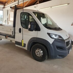 Venda una furgoneta usada Peugeot Boxer