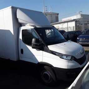 Venda una furgoneta usada Iveco Daily