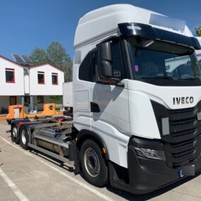 Sell used iveco stralis truck tractor