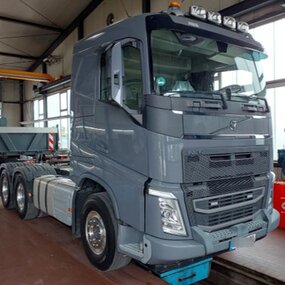 Sell used volvo fh truck tractor