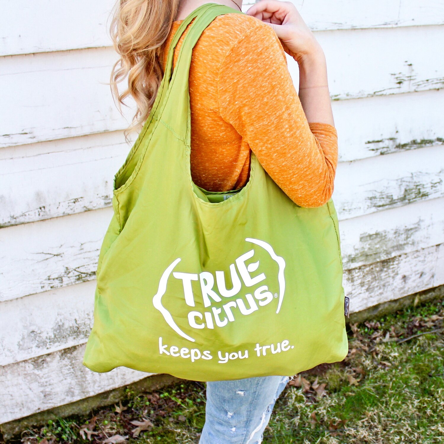 True Citrus Keeps You True Chico Tote Bag